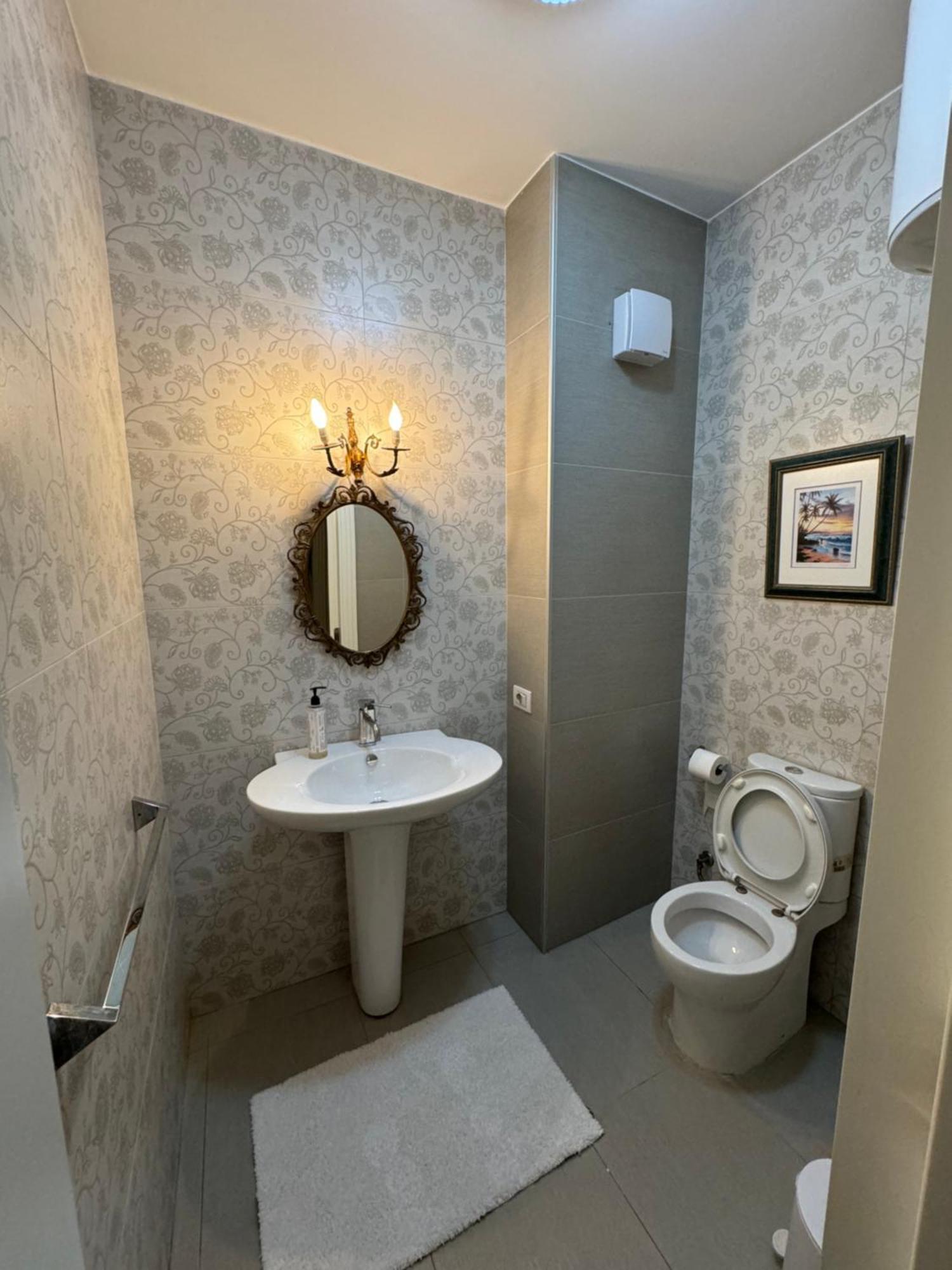 טיראנה Lana Riverside Apartment מראה חיצוני תמונה